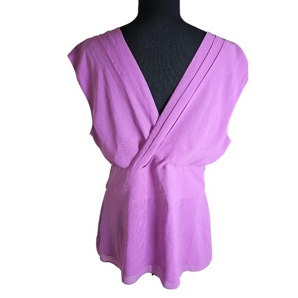 Banana Republic Tops - Banana Republic Size 12 V-neck Rushed, pleated Blouse Bright Lavender